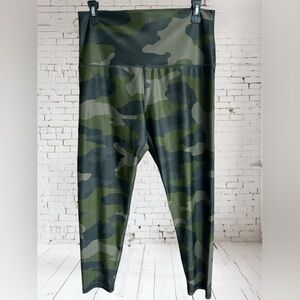 Offline by Aerie Hi-Rise 7/8" Camouflage Leggings Size XL